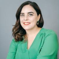 Laura Fermin's Instagram, Twitter & Facebook