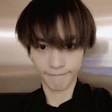 What am i gonna do with you? Yangyang Wayv Gif Yangyang Wayv Nct Discover Share Gifs