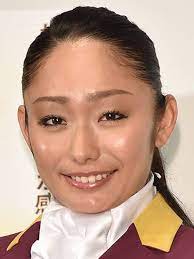 プロフィギュアスケーターの安藤美姫 ３０ が９日放送のフジテレビ モノシリーのとっておき すんごい人がやってくる 金曜後７ ００ に出演 平昌五輪に出場するフィギュアスケート選手の演技ついてに独特な表現で解説し 共演者を困惑させた プロ