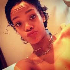 These 10 rihanna no makeup pictures will give you the perfect answer! Rihanna No Makeup Selfie Rihanna Age Albums