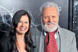 She married sir anthony hopkins at a private ceremony in malibu, california, on 1. Anthony Hopkins Biography Photos Age Height Personal Life News Filmography 2021