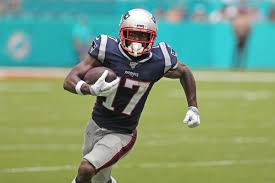 Antonio brown was released by the patriots on friday afternoon after multiple allegations of sexual misconduct, including accusations of assault and rape, were levied against him. Antonio Brown Was A Focal Point Of The Offense In His Patriots Debut The Ringer