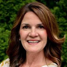 Amanda Hellman (@stylebelowcloud)