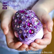 We attract a large circle for the body and numerous tiny ovals for the legs as well as tail. How To Make Fantasy Dragon Eggs Adventure In A Box