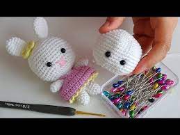 Amigurumi Goz Nasil Takilir Amigurumi Oyuncaklara Guvenli Kilitli Goz Takilmasi Youtube Tig Isi Bebek Krose Sevimli Tig Isi
