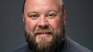 Russell Edgington's Instagram, Twitter & Facebook