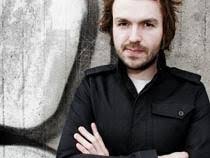 Topphemlig skivdebutant