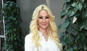 В 19 лет лера родила сына жана. Lera Kudryavceva Otkrovenno O Zhizni S Molodym Muzhem Igor Makarov Foto Instagram Poslednie Novosti Shou Biznes Dni Ru