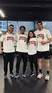 Spring 2024 , Compartimos una forma de ir al boliche en otro mood. ,  Gracias equipo @sinergialifeuy 🙌🏽