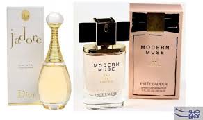 عطور الياسمين تكشف عن رقة ورومانسية م ستخدميها يعكس عطرك الكثير عن شخصيتك من حيث لا تعلمين إذ على سبيل المثال إن كنت Perfume Perfume Bottles Modern Muse