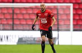 Nzonzi comenzó su carrera en la ligue 2 lado amiens , impresionando lo suficiente para ganar el paso a premier league. M Bpw1rlonatam