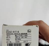 New Omron E5CSZ-R1T-B Temperature Controller E5CSZQ1T | eBay