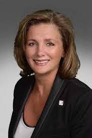 Jodi Mcdade's Instagram, Twitter & Facebook