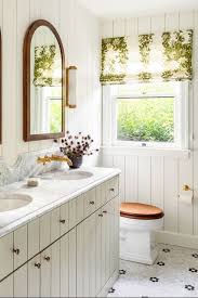 On that note, you'll be needing one or more of the. 22 Best Bathroom Colors Top Paint Colors For Bathroom Walls