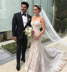 unlulerin begenilen gelin saclari 3 resim gelinlik dantel gelinlik gelin saci