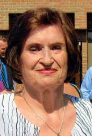 Helen Bean's Instagram, Twitter & Facebook