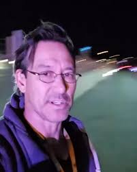 Shooting elements tonight in Ventura. The “auto fire” by midnight no longer  made “forward progress” the PIO just told me. Ventura firefighters pounded  the blaze with air drops…