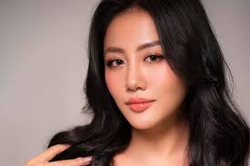 歌手のバン・マイ・フオン（Van Mai Huong）の特集