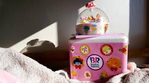 Ice cream is one of the most popular treats for a hot summer day. Eat Travel Repeat Korea 2017 í¬ë¦¬ìŠ¤ë§ˆìŠ¤ ë² ìŠ¤í‚¨ë¼ë¹ˆìŠ¤ Baskinrobbins Christmas Cake