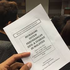 Satu penilaian abdul monir yaacob* abstract this article elaborates the implementation of islamic law in malaysia. Photos At Auditorium Fakulti Undang Undang Bangi Selangor