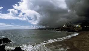 Temperatura, velocidade do vento, humidade, cota de neve, pressão, etc. Nao Circule Sem Necessidade Sete Ilhas Dos Acores Sob Aviso Amarelo Amanha Devido Ao Mau Tempo Sociedade Correio Da Manha