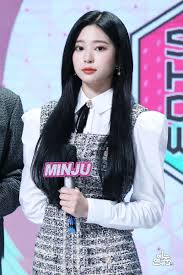 Pin By Sabrina On Hq Iz Kpop Girls Japanese Girl Group Korean Girl