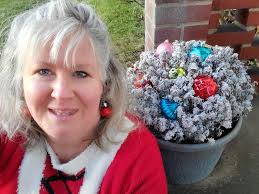 Turning Mums into Christmas Decorations