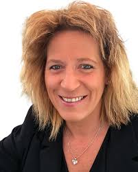 𝙼𝙸𝙽𝙳𝚈 🦋⃟✘ 𝙿𝙾𝙴𝚃 × 𝙿𝙷𝙾𝚃𝙾𝙶𝚁𝙰𝙿𝙷𝙴𝚁