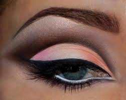 9 Different Types Of Eye Makeup Styles At Life Beautiful Makeup Hair Makeup Makeup