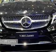 Mercedes-Benz V 260 L Luxury - 2024/2025 Model - Walkaround Car Review