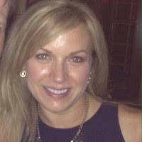 Kari Roth's Instagram, Twitter & Facebook