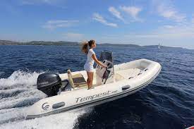 Carrello satellite 1300 kg revisionato novembre 2021. Ribs Division Cantieri Capelli