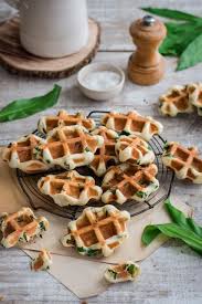 Chic Chic Chocolat Gaufres De Liege Salees A L Ail Des Ours Gaufres Gaufre De Liege Recette Gaufres De Liege