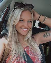 Kaitlyn Kiser's Instagram, Twitter & Facebook