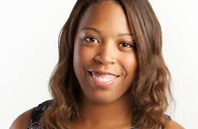 Dara Tyler's Instagram, Twitter & Facebook