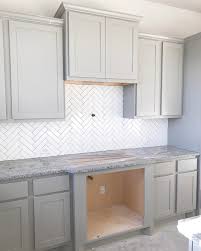 1 418 Likes 52 Comments Holly Our Faux Farmhouse Ourfauxfarmhouse On Instagram Progre Backsplash For White Cabinets Kitchen Design Kitchen Renovation