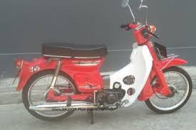 Penerapan konsep ini tidaklah sulit, namun harus jeli dalam menghadirkan objek yang menarik untuk di foto. Modifikasi Honda C70 1977 Kembalinya Motor Legendaris Dari Tidur Panjang Motorplus