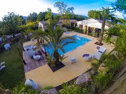 Das ist unser haus hier. nach reichlich diskussionen vertragen sich die geissens doch wieder und geben sich einen kuss. Maison Prestige Roberto Geissini Geissens Luxus Hotel In Der Provence