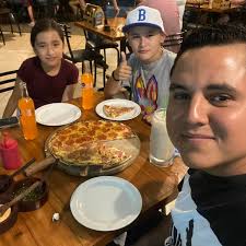 Hoy es cumpleaños 🎂 de la patrona (el amor de mi vida), para que le dejen  un mensajito bonito en su perfil 👉Alma Yuridia RG 👈, Felicidades mi vida,  estás a 2