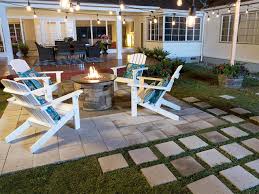 Diy backyard patio on a budget. How To Lay A Paver Patio For A Firepit Diy