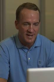 Peyton Manning surprises U.S. Air Force veteran with video call
