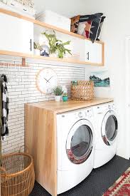 With the yellow and bright green open pattern on them).simple/bright/cheery.that is a nice laundry room. Here Are 21 Brilliant Ways To Decorate The Laundry Room