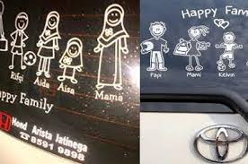 Untuk alat yang dibutuhkan dalam cara melepas stiker di motor juga sangat mudah sekali untuk kita temukan. Belum Banyak Yang Sadar Bahayanya Menempel Stiker Keluarga Di Kaca Mobil Gridoto Com