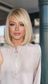 Carmen Holcomb's Instagram, Twitter & Facebook