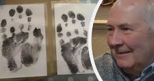 The incredibly moving gesture from heartbroken nurses to grieving family of  coronavirus patient