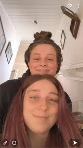 Tammy Walling's Instagram, Twitter & Facebook