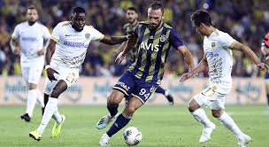 Dakikasında ozan tufan'ın mke ankaragücü kalesini karşıdan gören pozisyonda sert şutunda top, direğin üstünden auta gitti. Mke Ankaragucu Ile Fenerbahce 102 Randevuda Son Dakika Haberleri