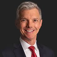 William W. Riggins III