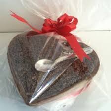 Caixa Para Coração Gourmet De Colher Coracao Trufado De Colher Fabriquinhadechocolate Coracoes De Chocolate Ovo De Pascoa Doces De Pascoa