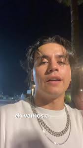 Les enseñe mi rola “UNTKILA” a gente desconocida y esta fue su  reaccion🙌🏽🤯